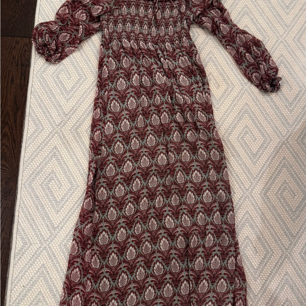 Elegant Red Patterned Maxi Dress